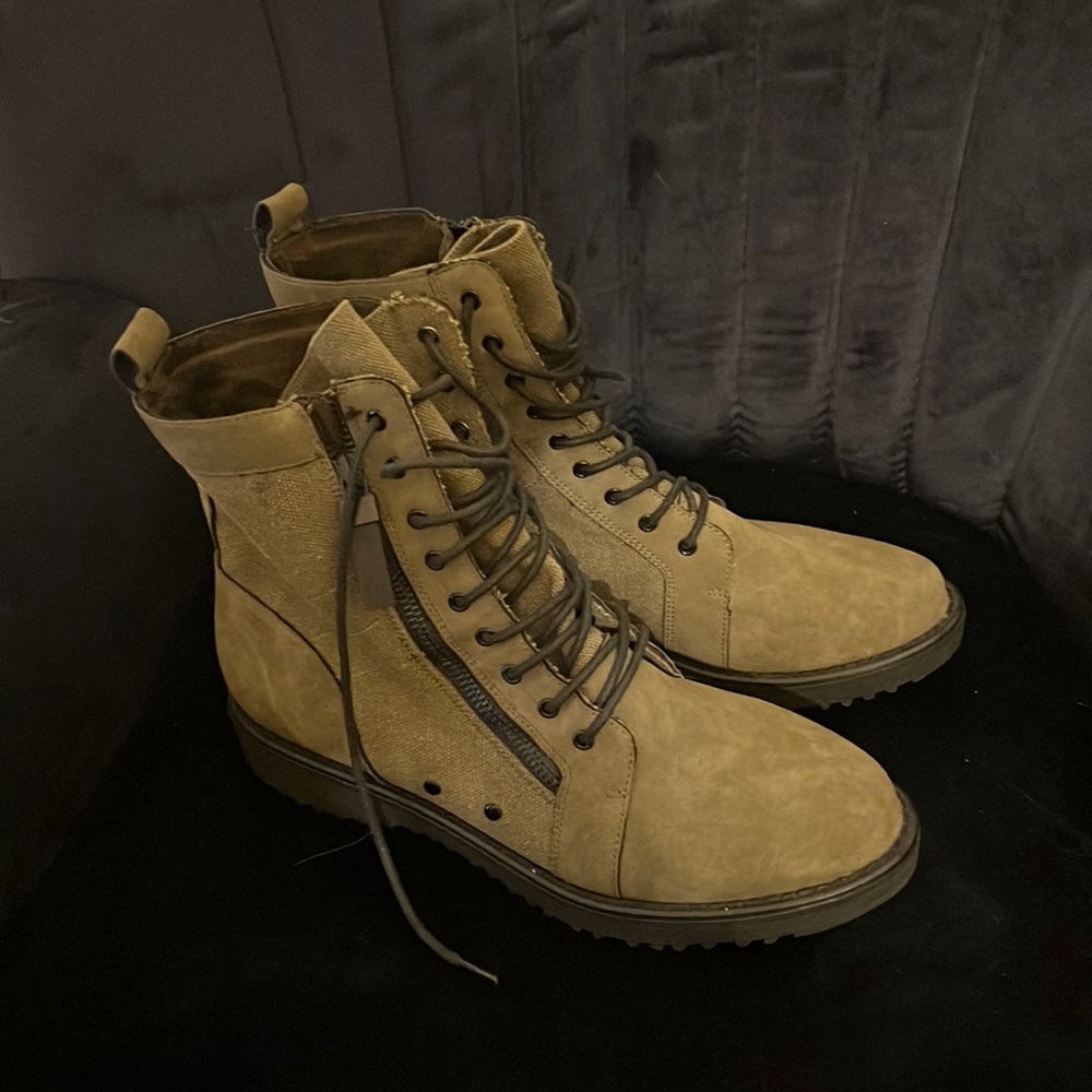 Women’s army green combat boots